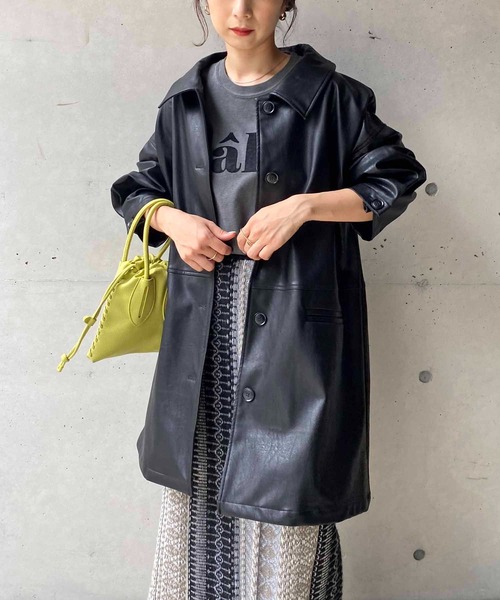 CAPRICIEUX LE'MAGE（カプリシューレマージュ）の「フェイクレザーカバーオール（カバーオール・レディース・ブラック/ライトベージュ・FREE）」の5枚目の写真