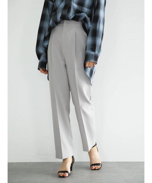 koe（コエ）の「センタープレスカラーテーパードパンツ＊（スラックス・レディース・ライトグレー/レッド/オリーブ/ブルー/マスタード/ブラック/パープル/オレンジ/ボルドー/ブルーグリーン・M）」の11枚目の写真