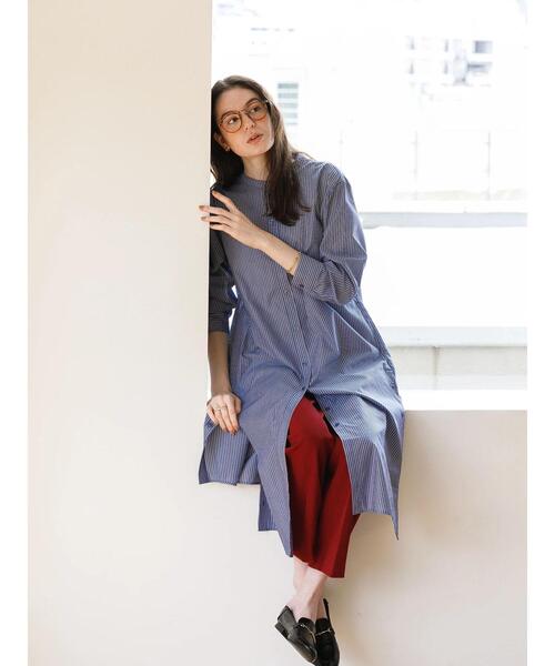 koe（コエ）の「センタープレスカラーテーパードパンツ＊（スラックス・レディース・ライトグレー/レッド/オリーブ/ブルー/マスタード/ブラック/パープル/オレンジ/ボルドー/ブルーグリーン・M）」の13枚目の写真