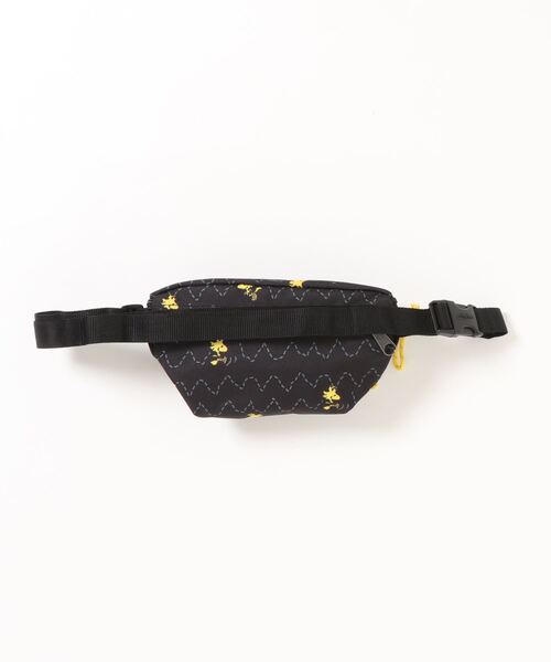 EASTPAK（イーストパック ）の「EASTPAK　SPRINGER Peanuts（ショルダーバッグ・レディース・A/B/C・FREE）」の4枚目の写真