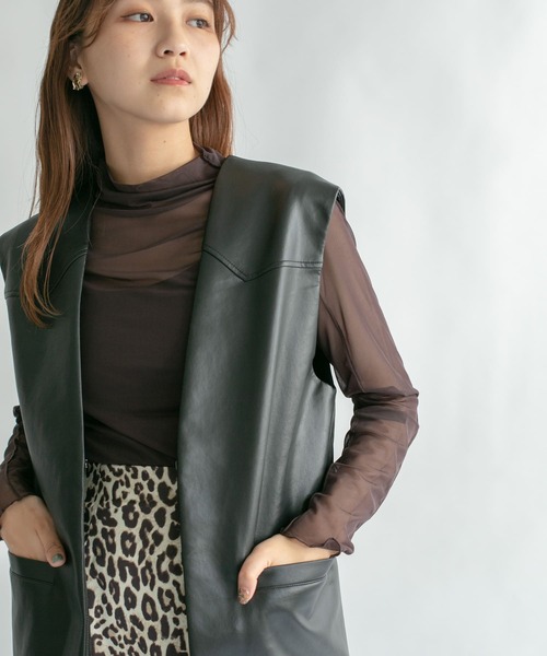 KBF（ケイビーエフ）の「チェッカープリントシアーカットソー（Tシャツ/カットソー・レディース・ベージュ/ブラウン/ブラウン系その他/ブルー系その他・ONE）」の2枚目の写真