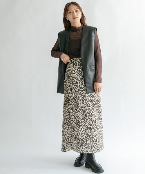 KBF（ケイビーエフ）の「チェッカープリントシアーカットソー（Tシャツ/カットソー・レディース・ベージュ/ブラウン/ブラウン系その他/ブルー系その他・ONE）」の7枚目の写真