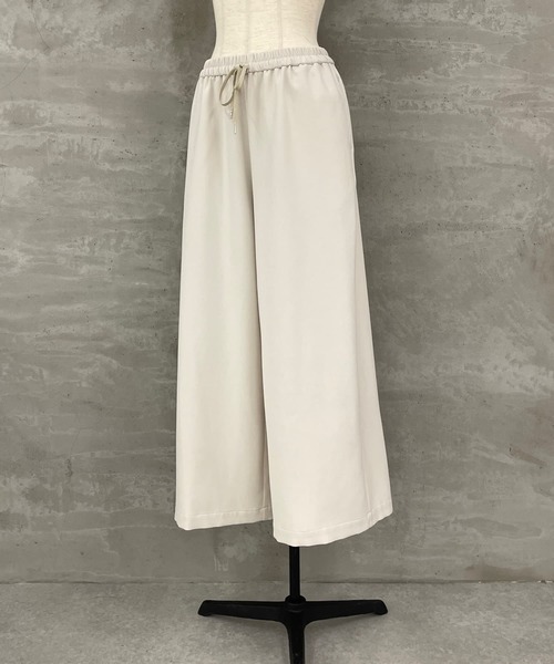 BEARDSLEY（ビアズリー）の「裏は起毛にしていてあたたかいバギー裏毛パンツ（その他パンツ・レディース・ブラック/アイボリー/グレー・1/2/0）」の11枚目の写真