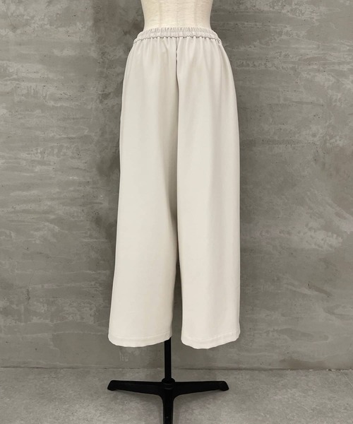 BEARDSLEY（ビアズリー）の「裏は起毛にしていてあたたかいバギー裏毛パンツ（その他パンツ・レディース・ブラック/アイボリー/グレー・1/2/0）」の10枚目の写真