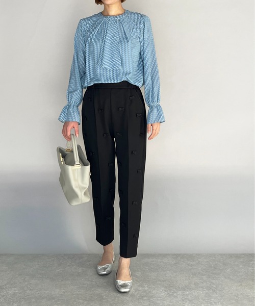 PICCIN(ピッチン)の「レトロプリントボウタイブラウス(シャツ/ブラウス・レディース・ベージュ/サックスブルー/ピンク・M)」の12枚目の写真