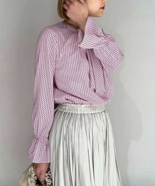 PICCIN(ピッチン)の「レトロプリントボウタイブラウス(シャツ/ブラウス・レディース・ベージュ/サックスブルー/ピンク・M)」の18枚目の写真