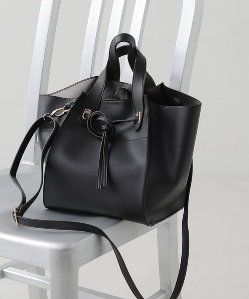 frames RAY CASSIN（フレームスレイカズン）の「WEB限定. 合皮2WAYバッグ（ハンドバッグ・レディース・ホワイト×グレー/グレイッシュベージュ/イエロー×グリーン/ベージュ/ベージュ系/ブラック・FREE）」の3枚目の写真