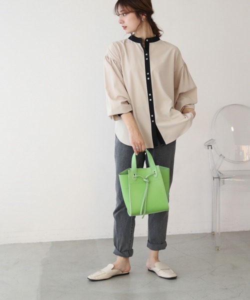 frames RAY CASSIN（フレームスレイカズン）の「WEB限定. 合皮2WAYバッグ（ハンドバッグ・レディース・ホワイト×グレー/グレイッシュベージュ/イエロー×グリーン/ベージュ/ベージュ系/ブラック・FREE）」の19枚目の写真