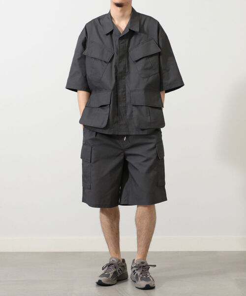 BeAMS DOT（ビームスドット）の「【WEB限定】BeAMS DOT / BDU ショートスリーブ シャツ（シャツ/ブラウス・メンズ・チャコールグレー/オリーブ・MEDIUM/LARGE）」の16枚目の写真