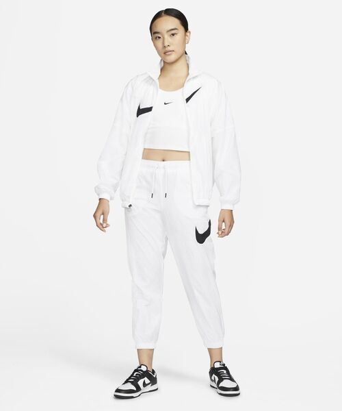 NIKE(ナイキ)の「ナイキ スポーツウェア エッセンシャル ウィメンズ ウーブン ジャケット / Nike Sportswear Essential Women's Woven Jacket(ブルゾン・レディース・ホワイト/ブラック・S/M/L/2XL/XL/XS)」の12枚目の写真