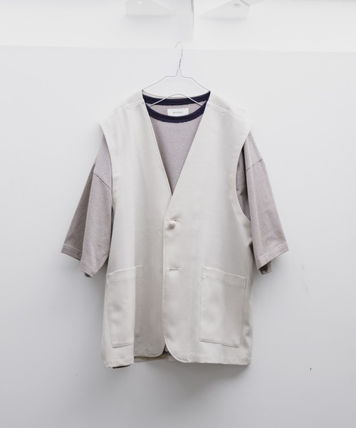 WHIMSIC（ウィムジック）の「【WHIMSIC】ノーカラーベスト（ベスト・レディース・ブラック/アイボリー・FREE）」の3枚目の写真