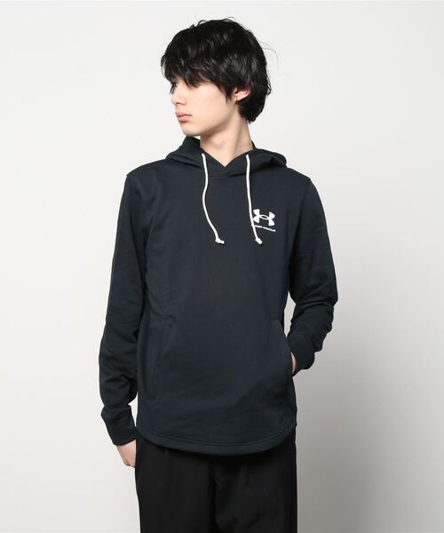 UNDER ARMOUR(アンダーアーマー)の「UAライバルテリー フーディー 〈レフトチェスト〉(トレーニング/メンズ)(スウェット・メンズ・ブラック/ライトグレー・S/M/3XL/XXL/L/XL)」の4枚目の写真