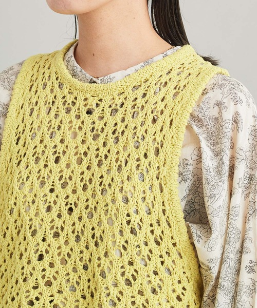 cardo fabrica（カルドファブリカ）の「リリヤーン透かし編みショート丈ベスト（ベスト・レディース・ホワイト/イエロー・FREE）」の5枚目の写真