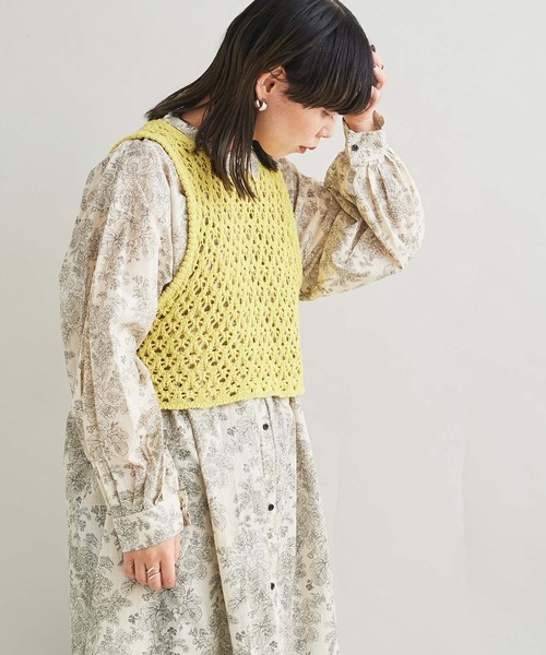 cardo fabrica（カルドファブリカ）の「リリヤーン透かし編みショート丈ベスト（ベスト・レディース・ホワイト/イエロー・FREE）」の6枚目の写真