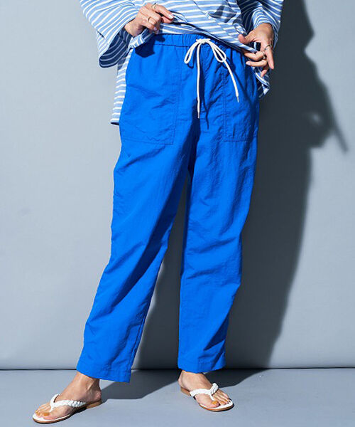 NOLLEY’S（ノーリーズ）の「【WEB限定サイズあり】ナイロン撥水タフタベイカーパンツ（その他パンツ・レディース・ブルー/ホワイト/ブラック/オレンジ/ライトグリーン・40/38/36）」の4枚目の写真