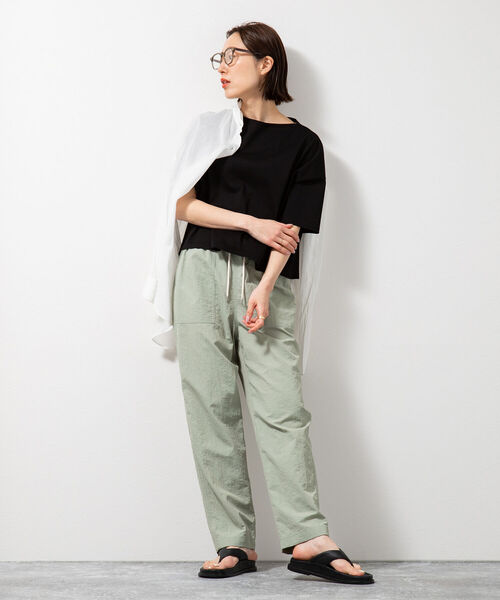 NOLLEY’S（ノーリーズ）の「【WEB限定サイズあり】ナイロン撥水タフタベイカーパンツ（その他パンツ・レディース・ブルー/ホワイト/ブラック/オレンジ/ライトグリーン・40/38/36）」の13枚目の写真