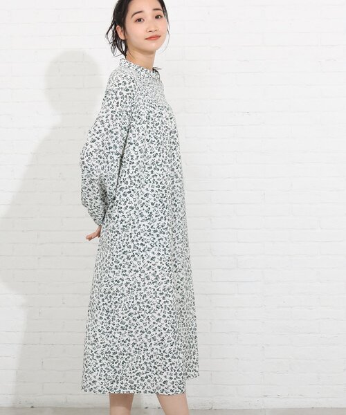 SHOO・LA・RUE（シューラルー）の「◆花柄ロングワンピース（ワンピース・レディース・ホワイト系その他6/ブラック系6/ブルー系5・00）」の4枚目の写真