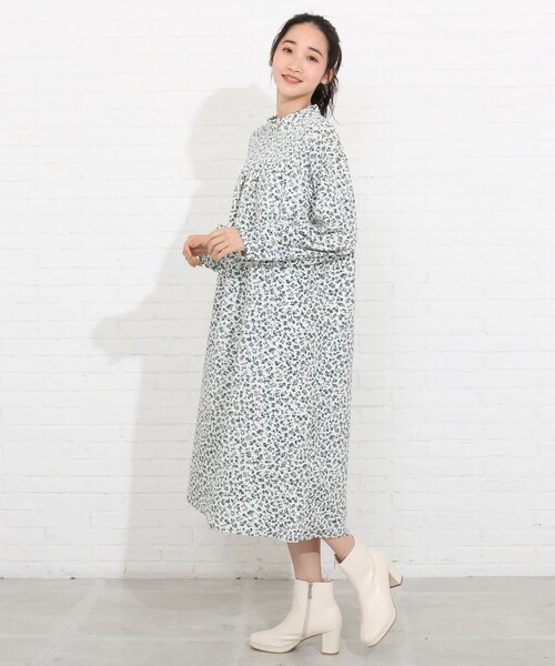 SHOO・LA・RUE（シューラルー）の「◆花柄ロングワンピース（ワンピース・レディース・ホワイト系その他6/ブラック系6/ブルー系5・00）」の22枚目の写真