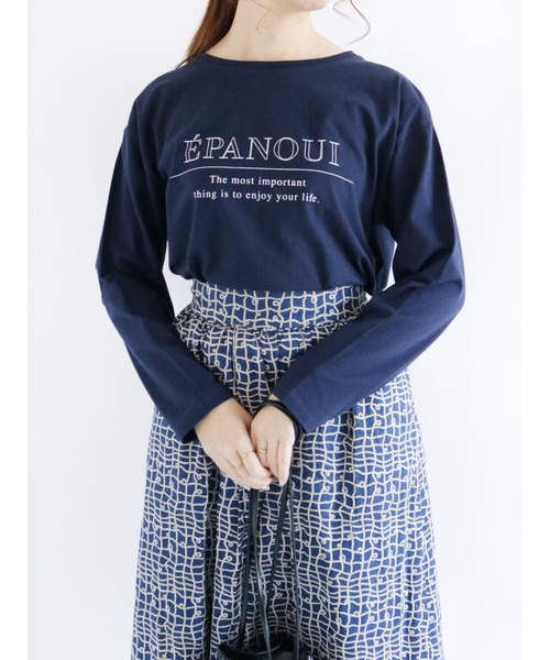 Te chichi(テチチ)の「ロゴプリントTシャツ(Tシャツ/カットソー・レディース・オフホワイト/ネイビー/ベージュ・フリ-)」の1枚目の写真