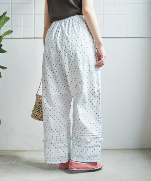 bulle de savon(ビュルデサボン)の「●dotジャガード お花付きタックパンツ(その他パンツ・レディース・ブラック/ホワイト・FREE)」の13枚目の写真