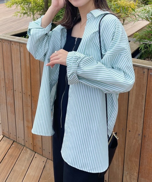 COLONY 2139（コロニートゥーワンスリーナイン）の「【新色追加】ストライプ長袖シャツ / カラーストライプビッグシャツ（シャツ/ブラウス・レディース・ブルー/グリーン/ブルー系その他/ピンク/オレンジ・FREE）」の2枚目の写真