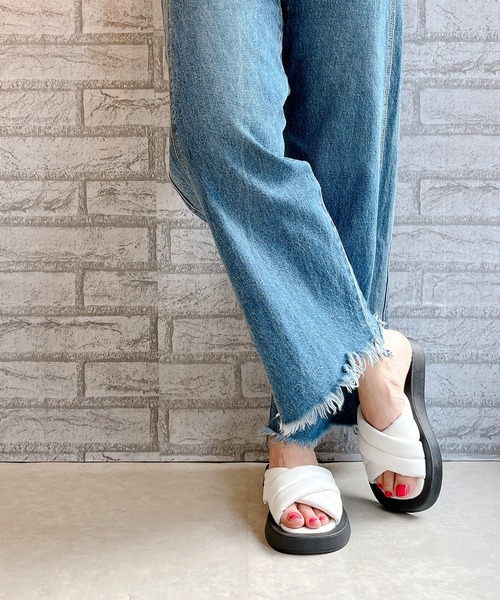 Noubel Voug Relax（ヌーベルヴォーグリラックス）の「ボリュームクロス厚底パデットサンダル（サンダル・レディース・ホワイト/ブラック/サックスブルー・S/M/L/LL）」の10枚目の写真