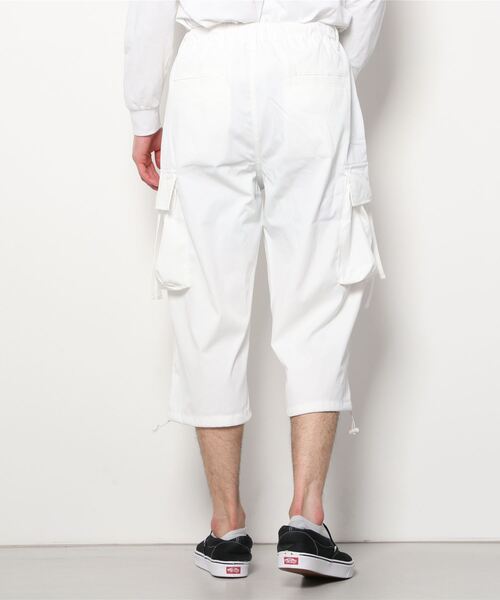 SUGGESTION（サジェッション）の「SUGGESTION ワイドカーゴクロップドパンツ（カーゴパンツ・メンズ・グレイッシュベージュ/ブラック/ホワイト・M/L）」の5枚目の写真