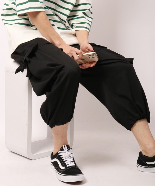 SUGGESTION（サジェッション）の「SUGGESTION ワイドカーゴクロップドパンツ（カーゴパンツ・メンズ・グレイッシュベージュ/ブラック/ホワイト・M/L）」の21枚目の写真