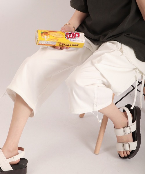 SUGGESTION（サジェッション）の「SUGGESTION ワイドカーゴクロップドパンツ（カーゴパンツ・メンズ・グレイッシュベージュ/ブラック/ホワイト・M/L）」の10枚目の写真