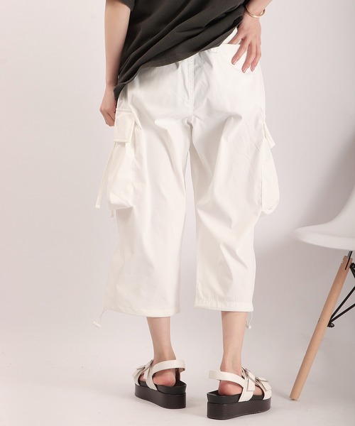 SUGGESTION（サジェッション）の「SUGGESTION ワイドカーゴクロップドパンツ（カーゴパンツ・メンズ・グレイッシュベージュ/ブラック/ホワイト・M/L）」の14枚目の写真