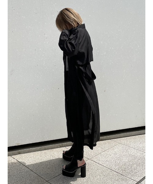 ENVYM（アンビー）の「シアーロングガウン（その他アウター・レディース・グリーン/ブラック・FREE）」の13枚目の写真