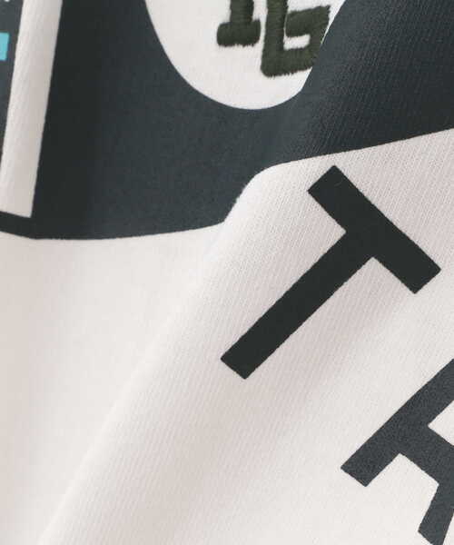 AVIREX(アヴィレックス)の「【WEB&DEPOT限定】PENNANT PRINT TUNIC ONEPIECE/ ペナントプリントチュニックワンピース(チュニック・レディース・ネイビー/グリーン/アイボリー・FREE)」の20枚目の写真