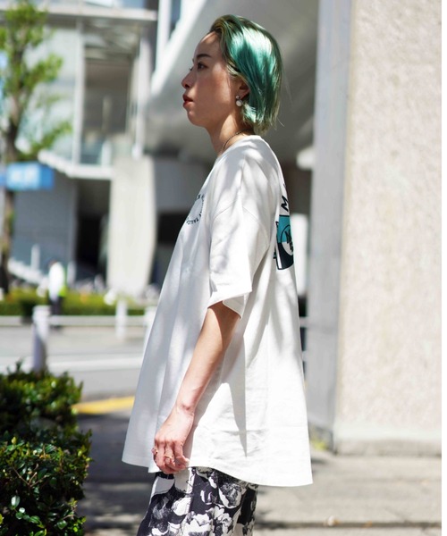 AVIREX(アヴィレックス)の「【WEB&DEPOT限定】PENNANT PRINT TUNIC ONEPIECE/ ペナントプリントチュニックワンピース(チュニック・レディース・ネイビー/グリーン/アイボリー・FREE)」の11枚目の写真