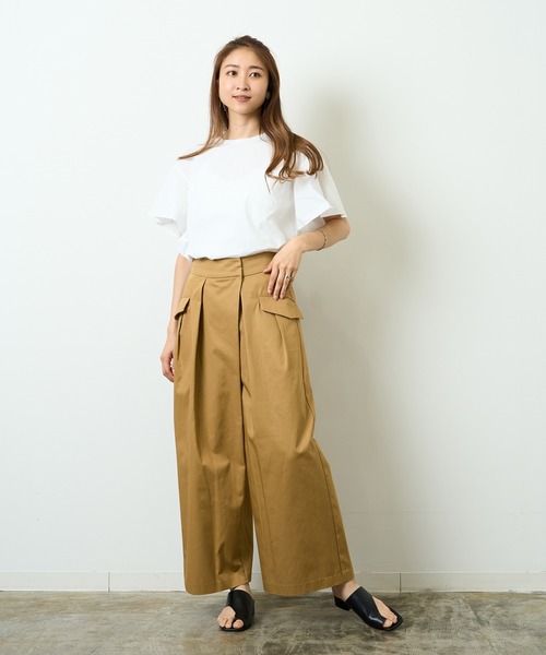 HERENCIA（ヘレンチア）の「アシンメトリー ラップ風 ワイドタックパンツ（その他パンツ・レディース・ベージュ/ライトカーキ・MEDIUM）」の9枚目の写真