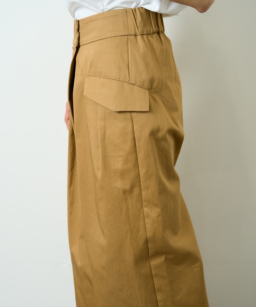 HERENCIA（ヘレンチア）の「アシンメトリー ラップ風 ワイドタックパンツ（その他パンツ・レディース・ベージュ/ライトカーキ・MEDIUM）」の22枚目の写真