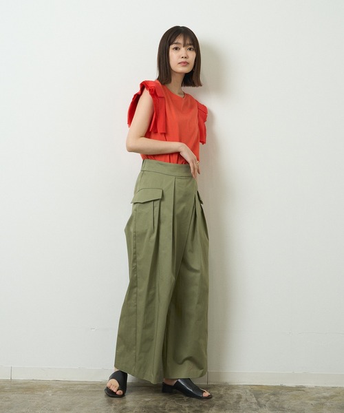 HERENCIA（ヘレンチア）の「アシンメトリー ラップ風 ワイドタックパンツ（その他パンツ・レディース・ベージュ/ライトカーキ・MEDIUM）」の8枚目の写真