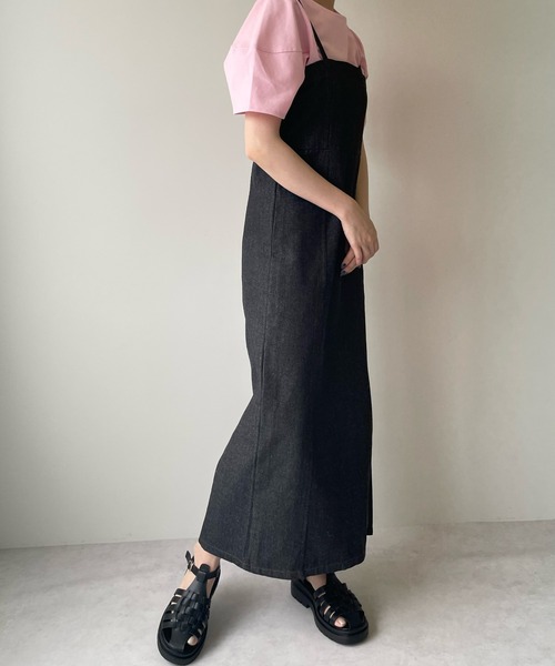 LE MORE（リモア）の「デニムキャミワンピ（ワンピース・レディース・ネイビー/ブラック/アイボリー・FREE）」の6枚目の写真