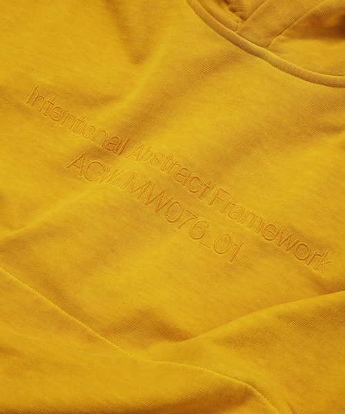 A-COLD-WALL*（アコールドウォール）の「OVERDYE HOODIE（パーカー・メンズ・イエロー/グリーン/ワインレッド・L/XL/M）」の5枚目の写真