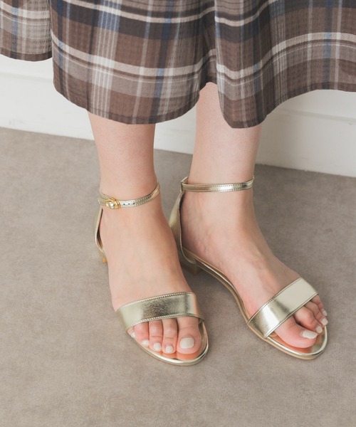 RODE SKO(ロデスコ)の「『MADE IN JAPAN』シンプルストラップサンダル(サンダル・レディース・ブラック/ゴールド/マスタード/キャメル・36/37/38)」の4枚目の写真