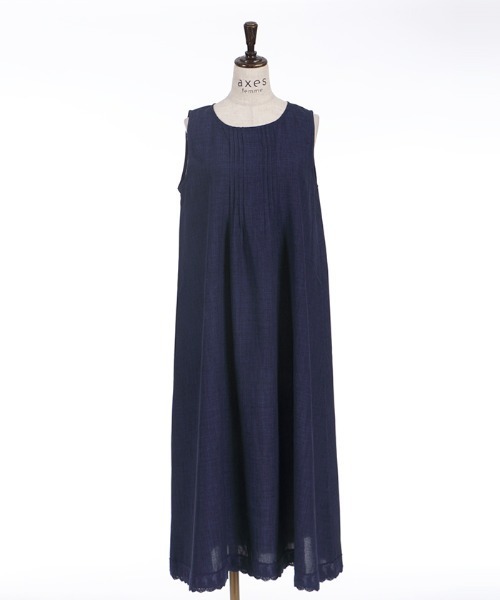 axes femme(アクシーズファム)の「麻調ピンタックAラインワンピース(ワンピース・レディース・グレイッシュベージュ/サックスブルー/ネイビー・FREE)」の13枚目の写真
