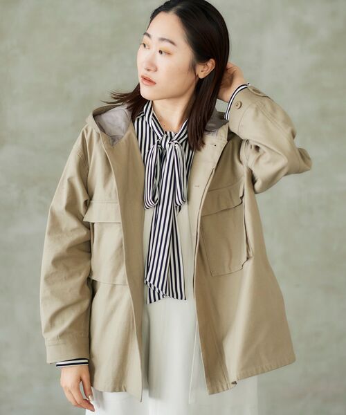 le.coeur blanc(ルクールブラン)の「キルティングコンビミリタリージャケット(ミリタリージャケット・レディース・ベージュ/カーキオリーブ・38)」の3枚目の写真