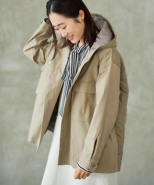 le.coeur blanc(ルクールブラン)の「キルティングコンビミリタリージャケット(ミリタリージャケット・レディース・ベージュ/カーキオリーブ・38)」の7枚目の写真