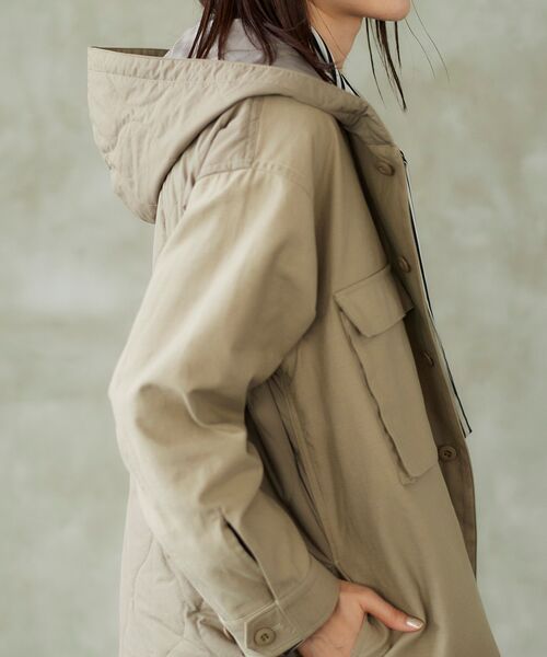 le.coeur blanc(ルクールブラン)の「キルティングコンビミリタリージャケット(ミリタリージャケット・レディース・ベージュ/カーキオリーブ・38)」の11枚目の写真
