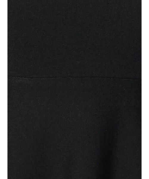 MERCURYDUO（マーキュリーデュオ）の「【To/】ハイツイストスタンドカラーロングスリーブニットワンピース（ワンピース・レディース・アイボリー/ブラック・SMALL/MEDIUM）」の7枚目の写真