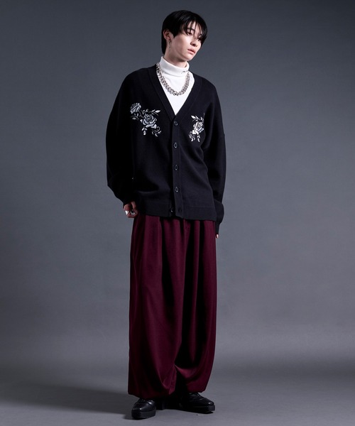 DECEMBER ロゴ入りタートルネックシャツ タートルネック刺繍ロンT（Tシャツ/カットソー）｜Ellno Loset