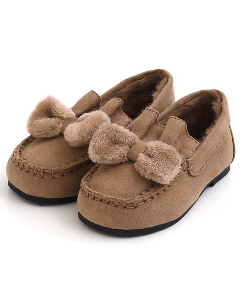 apres les cours(アプレレクール)の「ファーリボンモカシン(モカシン/デッキシューズ・キッズ・ブラウン/アイボリー・14/19/20/18/17/15 /16)」の2枚目の写真