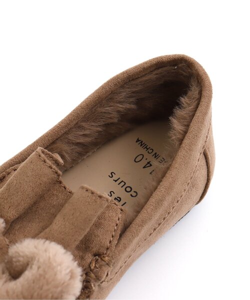 apres les cours(アプレレクール)の「ファーリボンモカシン(モカシン/デッキシューズ・キッズ・ブラウン/アイボリー・14/19/20/18/17/15 /16)」の15枚目の写真