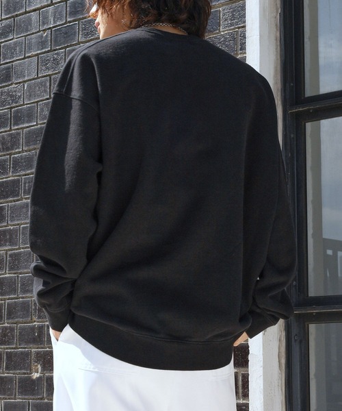 PBLIM（ページボーイリム）の「PAGEBOYLIM/WEB限定ロックグラフィックスウェット（スウェット・レディース・ブラック/パープル/オフホワイト・MEDIUM/LARGE）」の18枚目の写真