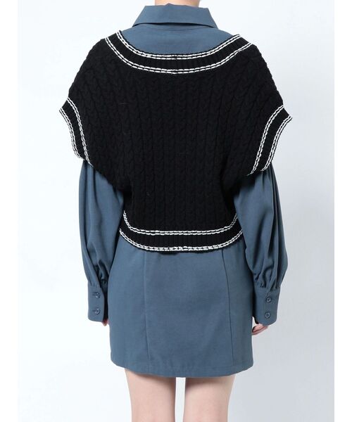 EMODA(エモダ)の「ディープVネックベスト(ベスト・レディース・ホワイト/グリーン/ブラック・FREE)」の22枚目の写真