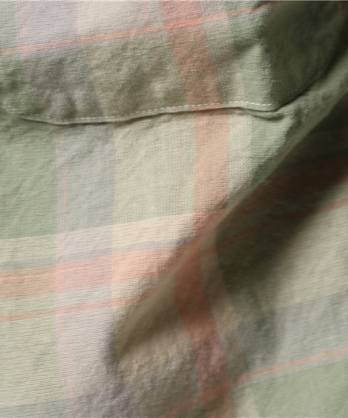 JOURNAL STANDARD（ジャーナルスタンダード）の「シャンブレーチェックレギュラーカラーシャツ # （シャツ/ブラウス・メンズ・ライトグレー/コバルトブルー/ライトグリーン・LARGE/MEDIUM）」の14枚目の写真